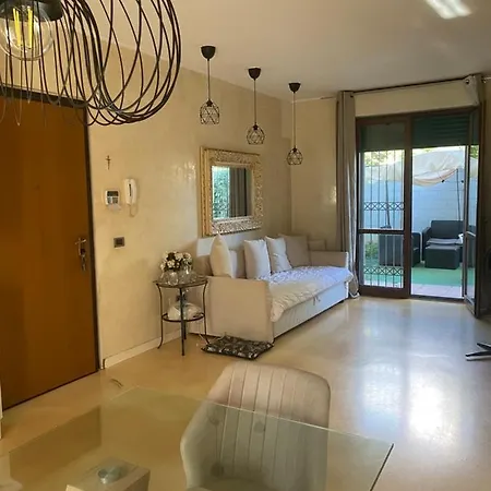 Apartment Con Giardino Seregno