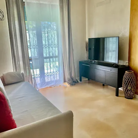 Apartment Con Giardino