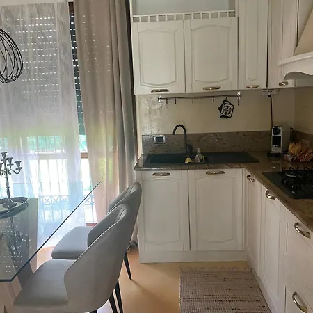 Apartment Con Giardino